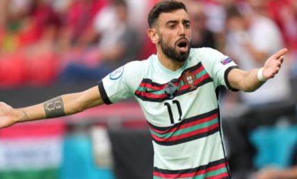 体坛：韩国U22主帅国内不乏质疑声，熊猫杯大轮换旨在练兵（体坛称韩国U22主帅遭国内质疑，熊猫杯大幅轮换意在练兵）