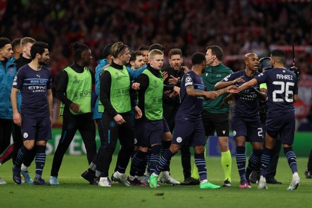 弗罗因德：奥地利重新打进世界杯意义重大；阿拉巴是个领导者（弗罗因德：奥地利重返世界杯意义非凡，阿拉巴堪称领袖）