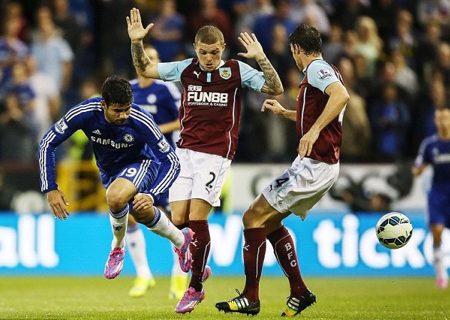 约基奇准三双，穆雷37+7力压福克斯，马刺奇兵7记三分射落掘金（约基奇险收三双，穆雷37+7压过福克斯，马刺奇兵7记三分击倒掘金）