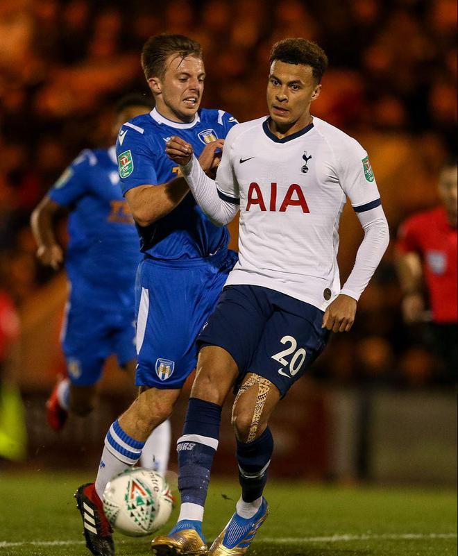 618万人次“涌入”球场，中超球市迈进“最好的时代”（618万人次入场观赛，中超球市步入黄金时代）