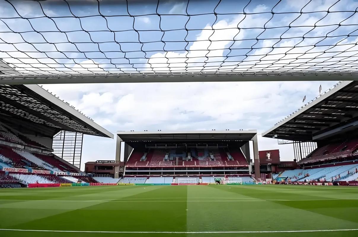 杨铭锐伤病无碍，大连英博U21冲乙1场定胜负 朱鹏宇毛伟杰离队集训（杨铭锐伤势无碍，大连英博U21冲乙生死一战定胜负；朱鹏宇、毛伟杰离队赴集训）