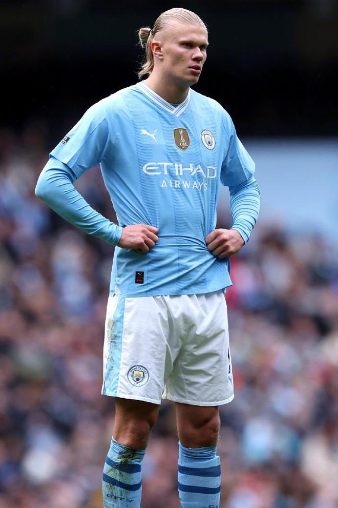 闪耀哥客场2-2战平多特，本赛季欧冠正赛仍一胜难求（闪耀哥客场2-2憾平多特，本季欧冠正赛依旧未尝胜绩）